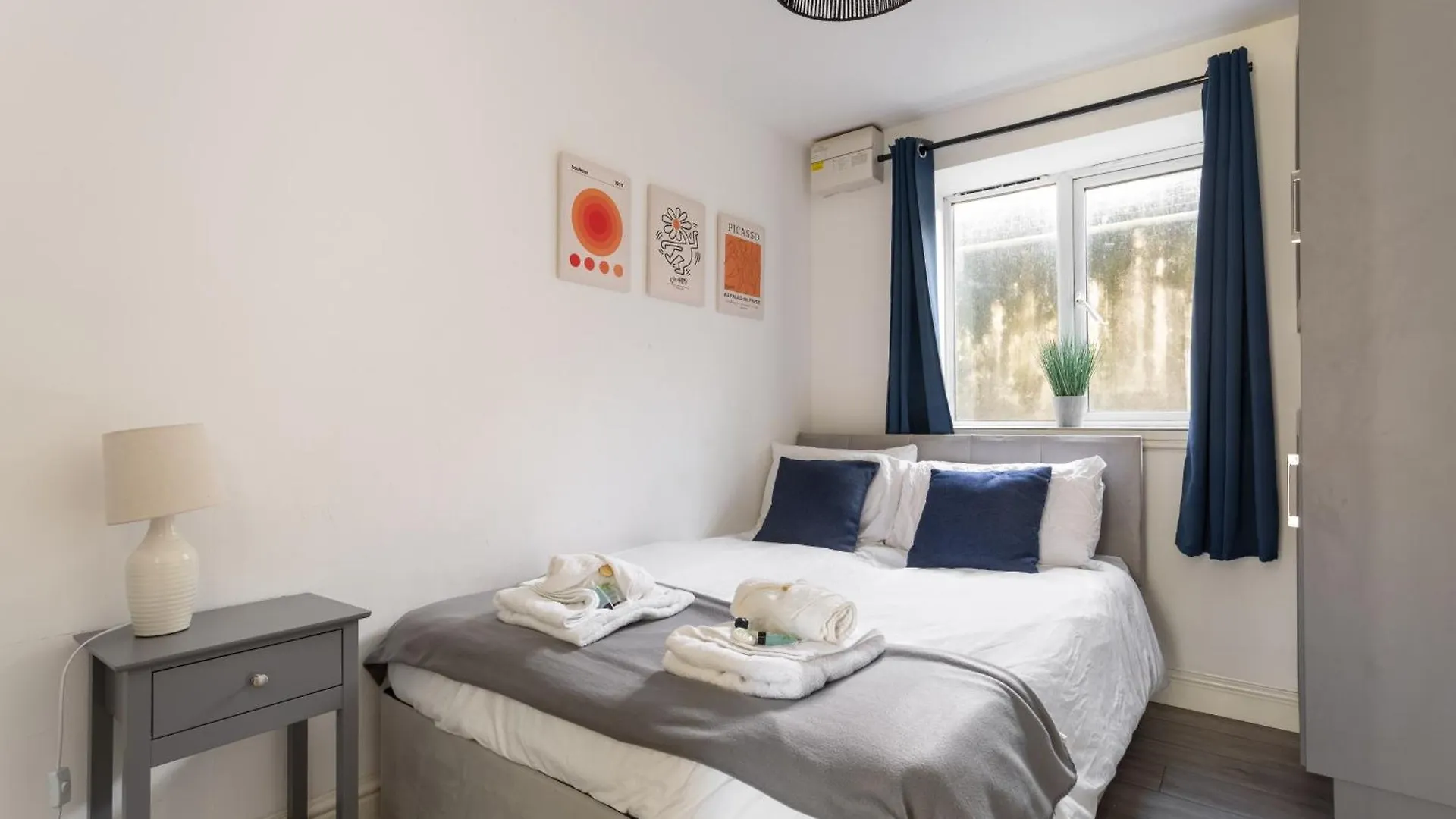 Two Bedroom Apartment By Brookland Stays Serviced Accommodation Short Lets Brighton With Free Wifi Reino Unido